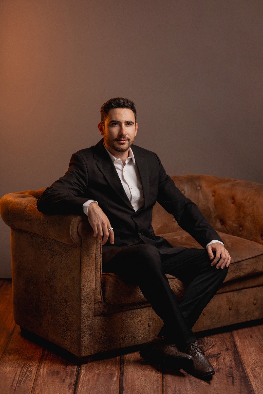 Equipo especializado en trámites de extranjería y nacionalidad